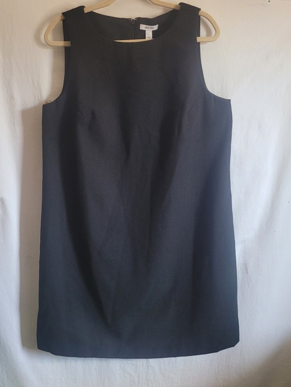 Nine West Mineral Black Bottoms Sleeveless Shift Dress - Classic Crew Neck